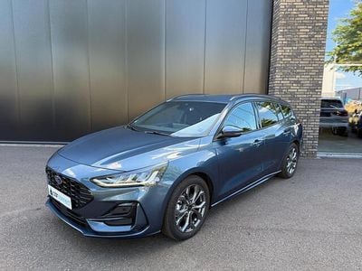 Blauw Gebruikt 2025 Ford Focus ST-Line X Stationwagen | € 32.650 (Iets duurder)