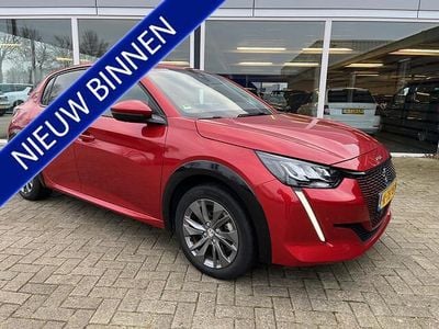 Rood Occasion 2020 Peugeot e-208 Allure Hatchback | € 12.950 (Goede deal)