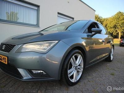 Grijs Gebruikt 2014 Seat Leon ST Ecomotive Stationwagen | € 4.400 (Duur)