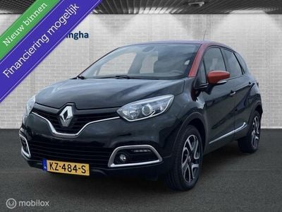 Zwart Gebruikt 2017 Renault Captur Dynamique SUV | € 8.450 (Eerlijke prijs)