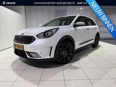 Occasion Kia Niro First Edition 142 PK (104 kW) 2017 (swp) snow white pearl p SUV
