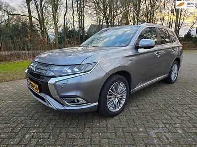 Occasion Mitsubishi Outlander Intense 135 PK (99 kW) 2021 Grijs SUV