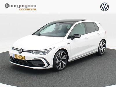 Wit Gebruikt 2022 VW Golf VIII Business+ Hatchback | € 28.850 (Eerlijke prijs)