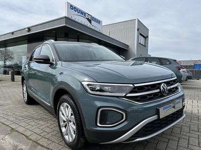 tweedehands VW T-Roc 1.5 TSI Style Massage | IQ Light | Stoelverw. | Trekhaak | Adapt.Cruise