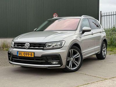 Grijs Occasion 2018 VW Tiguan R-line SUV | € 22.500 (Eerlijke prijs)