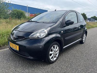 Zwart Gebruikt 2007 Toyota Aygo Hatchback | € 1.499 (Eerlijke prijs)
