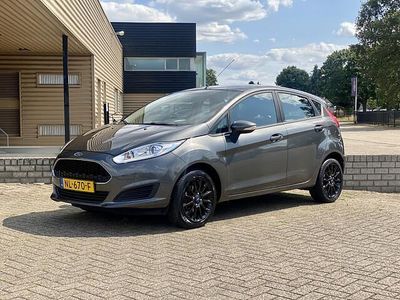 Occasion Ford Fiesta Style 67 PK (49 kW) 2017 Grijs Hatchback