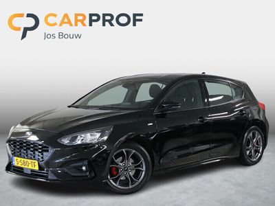 tweedehands Ford Focus 1.0 EcoBoost ST Line Black Red 125 PK. Clima - Cruise - Apple/Android - Navi - Lichtmetaal.