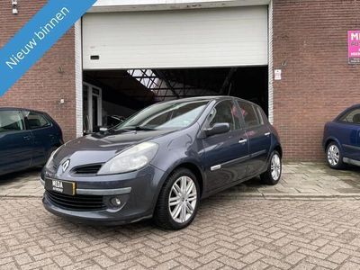 tweedehands Renault Clio 1.6-16V Initiale |Automaat | Cruisecontrol | Airco