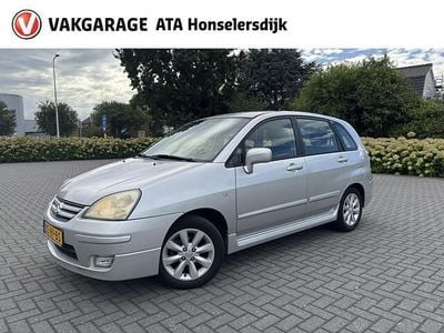 Suzuki Liana
