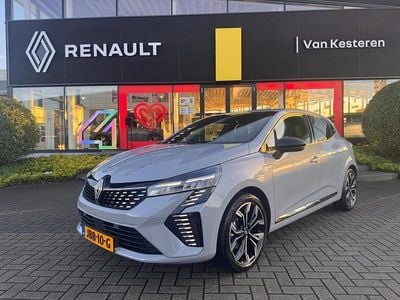 Grijs Occasion 2025 Renault Clio V Techno Hatchback | € 26.240 (Eerlijke prijs)