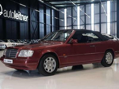 Occasion Mercedes E220 Sportline 150 PK (110 kW) 1995 Rood Cabriolet