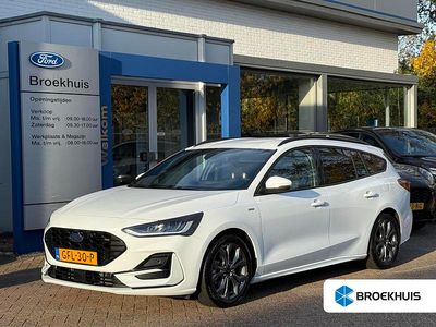Wit Gebruikt 2024 Ford Focus ST-Line Stationwagen | € 27.945 (Iets duurder)