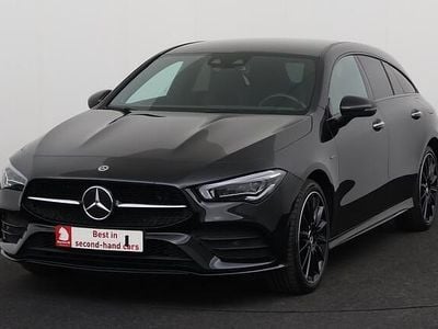 Zwart Occasion 2021 Mercedes CLA250 AMG line Sedan | € 31.995 (Goede deal)