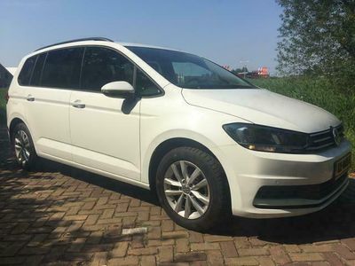 Wit Gebruikt 2015 VW Touran Comfortline MPV | € 26.250