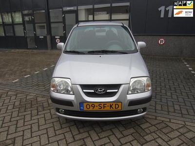 Occasion Hyundai Atos Dynamiq 63 PK (46 kW) 2005 Grijs (metallic) Hatchback