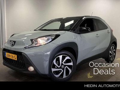 Groen Occasion 2025 Toyota Aygo X Play SUV | € 19.245 (Eerlijke prijs)
