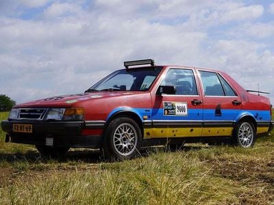 Rood Gebruikt 1992 Saab 9000 Sedan | € 1.300