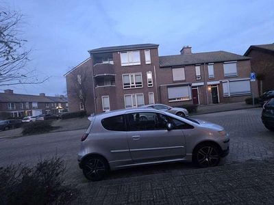Grijs Gebruikt 2009 Mitsubishi Colt Invite Hatchback | € 2.300 (Goede deal)