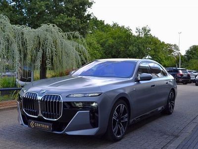 Grijs Gebruikt 2023 BMW 750e M Sport Sedan | € 99.750
