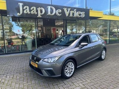 Grijs, metallic lak Occasion 2018 Seat Ibiza Style Hatchback | € 12.950 (Duur)