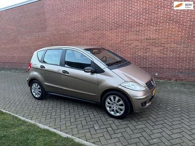 Bruin (metallic) Gebruikt 2006 Mercedes A150 Classic MPV | € 999 (Super prijs)