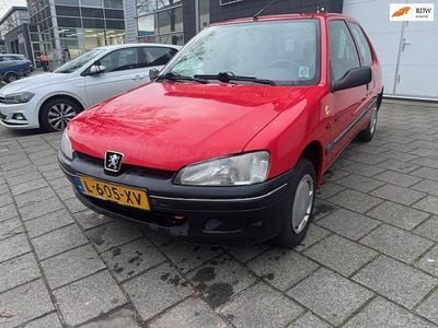 Peugeot 106