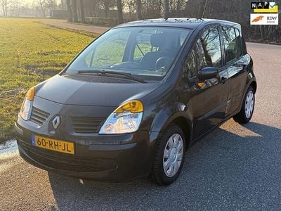 Zwart Occasion 2005 Renault Modus Expression MPV | € 849 (Goede deal)