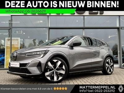 Gris schiste kqg (grijs metallic) Occasion 2023 Renault Megane E-Tech Techno Hatchback | € 28.950 (Eerlijke prijs)