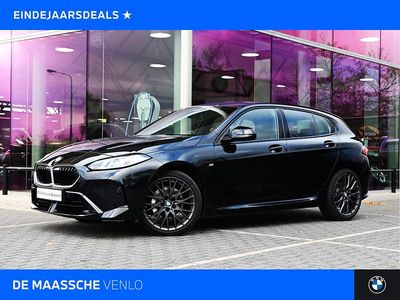 Zwart (metallic) Gebruikt 2025 BMW 120 M Sport Hatchback | € 36.450 (Iets duurder)