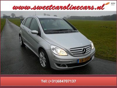 Grijs (metallic) Occasion 2005 Mercedes B170 MPV | € 2.250
