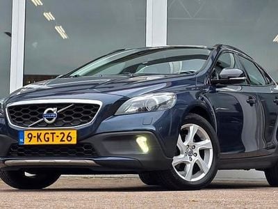 Occasion 2013 Volvo V40 CC Summum Stationwagen | € 10.994 (Eerlijke prijs)