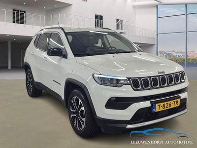 Wit (metallic) Gebruikt 2023 Jeep Compass Limited SUV | € 25.950 (Goede deal)
