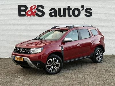 Rood (metallic) Occasion 2022 Dacia Duster SUV | € 19.900 (Eerlijke prijs)