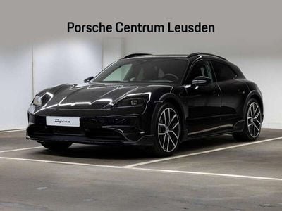 Zwart Gebruikt 2024 Porsche Taycan Cross Turismo Sedan | € 114.900