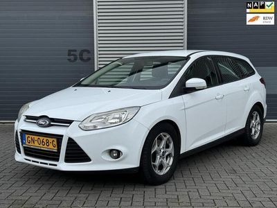 Wit Gebruikt 2012 Ford Focus Trend Stationwagen | € 2.495 (Duur)