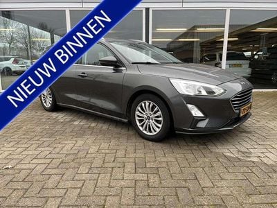 Grijs Occasion 2018 Ford Focus Titanium Stationwagen | € 3.950 (Eerlijke prijs)