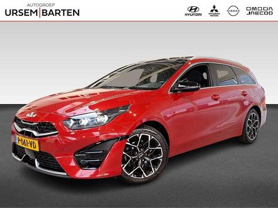 Rood Occasion 2022 Kia Ceed GT-Line Hatchback | € 21.930 (Eerlijke prijs)