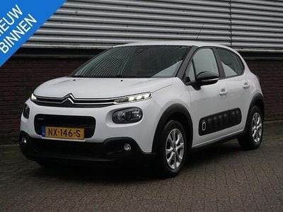 Wit Occasion 2017 Citroën C3 Feel Hatchback | € 6.450 (Eerlijke prijs)