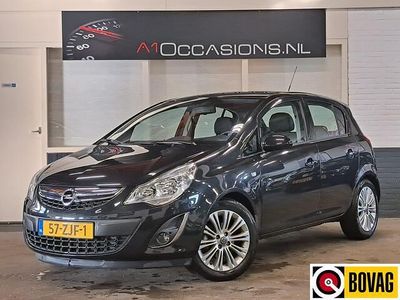 Zwart Occasion 2012 Opel Corsa Cosmo Hatchback | € 5.995 (Iets duurder)