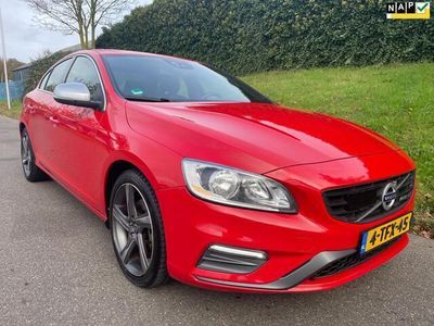 Rood Gebruikt 2014 Volvo S60 R-Design Sedan | € 9.750 (Iets duurder)