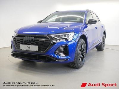 Blauw Gebruikt 2023 Audi Q8 e-tron S-Line SUV | € 54.549 (Eerlijke prijs)