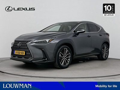 Grijs Occasion 2024 Lexus NX350h Executive Line SUV | € 57.950 (Duur)