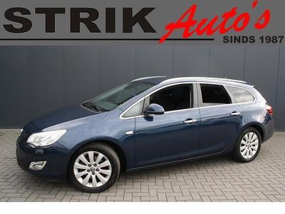 Occasion Opel Astra Cosmo 180 PK (132 kW) 2011 Blauw Stationwagen