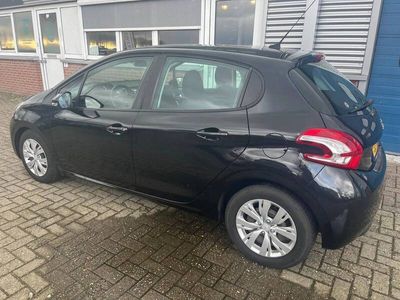 tweedehands Peugeot 208 1.4 VTi Active orig. NL climate navi PDC