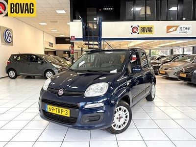 Occasion Fiat Panda Lounge 86 PK (63 kW) 2012 Blauw Hatchback