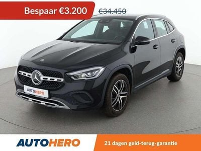 Zwart Gebruikt 2020 Mercedes GLA200 Progressive SUV | € 31.449 (Super prijs)