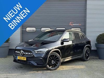 Zwart Occasion 2023 Mercedes GLA250 AMG line SUV | € 29.900 (Super prijs)