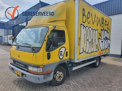 Geel Gebruikt 2003 Mitsubishi Canter Van | € 3.750