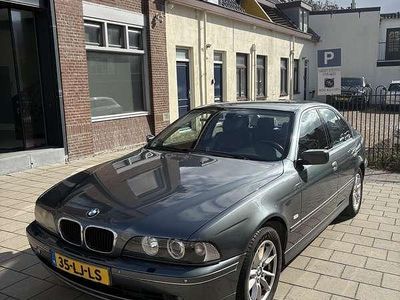 Grijs Gebruikt 2003 BMW 520 Sedan | € 4.999